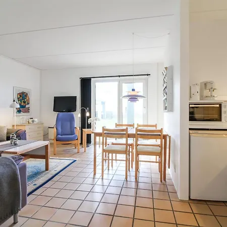 Apartment Tinke - 150m From The Sea By Interhome